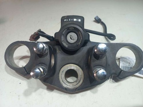 MESA - MOTOCICLETA HONDA HORNET 600 2012